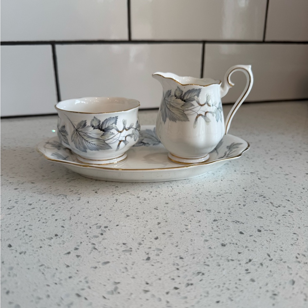 Royal Albert Maple Leaf Creamer Sugar & Tray Set EUC